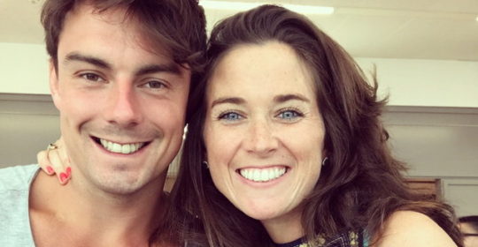 Teacher launches online appeal to find a surrogate after bowel cancer at 29 destroyed her womb